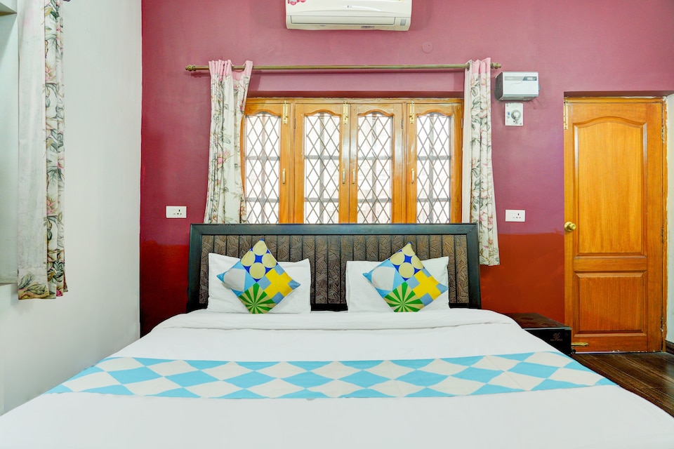 OYO Home 68801  Dazzling 2bhk Apartment Dehradun, Rajpur Road Dehradun, Dehradun