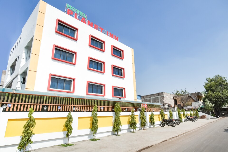 Capital O 68817 Planet Inn, Waluj, Aurangabad