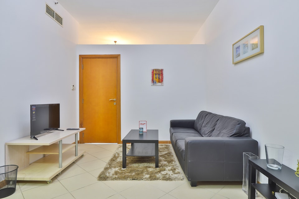 OYO Home 428 1bhk Marina Diamond 2, Dubai Marina, Dubai