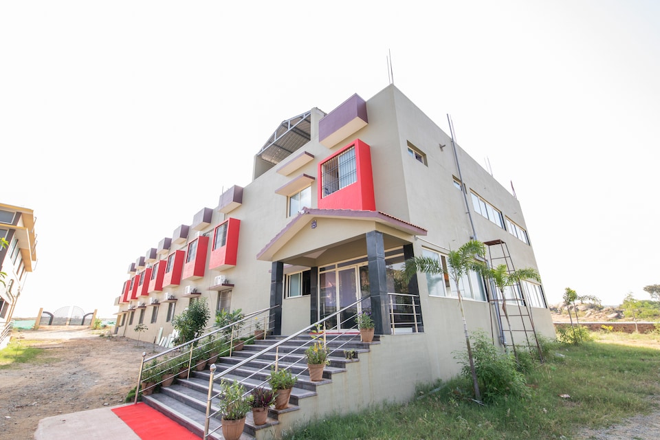 Capital O 68835 Samatha Resort, Davangere, Davangere