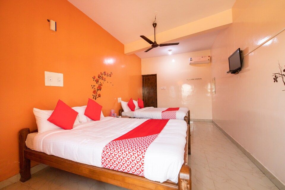 OYO Flagship 68852 M.r Lodge, Bidadi, Bangalore