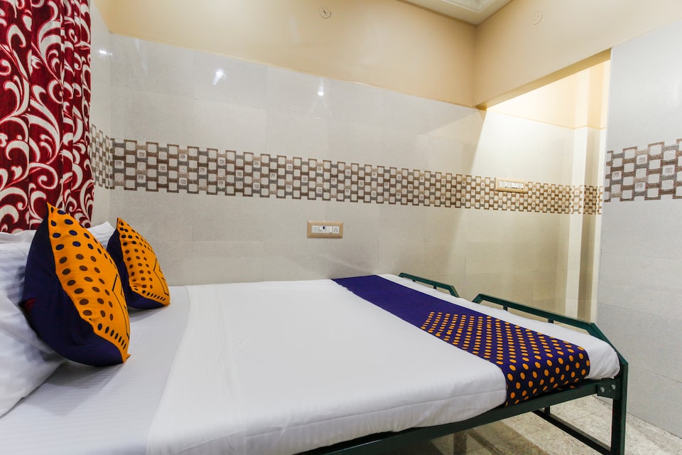 SPOT ON 68869 Pkma Guest House, Vellore, Vellore