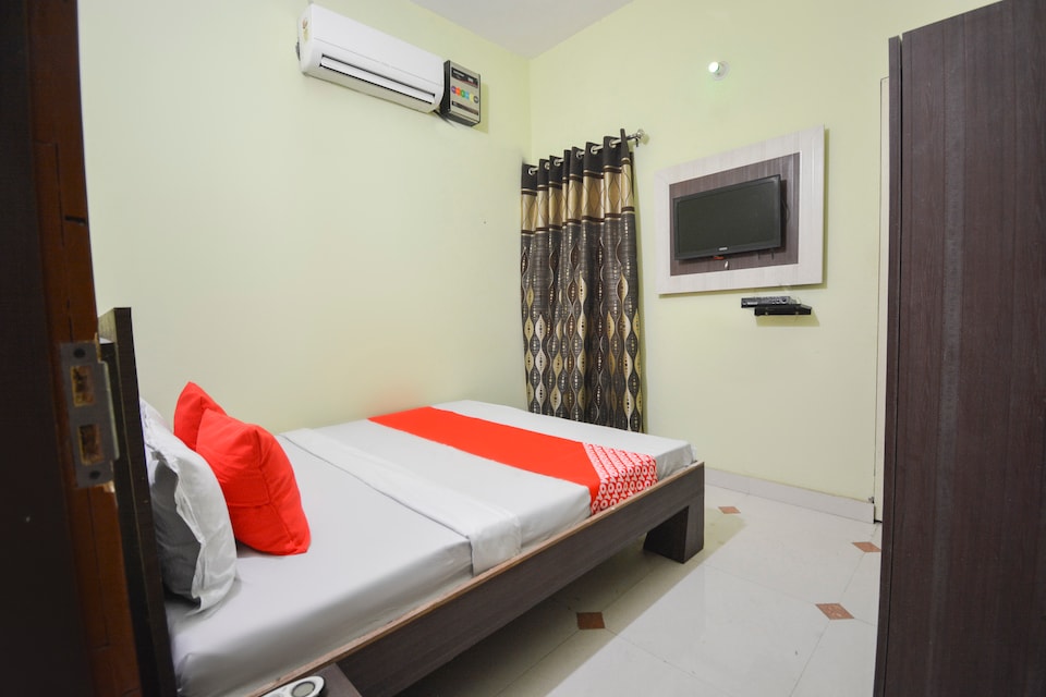 OYO 68873 Hotel Aashiyana, Sirsa, Sirsa