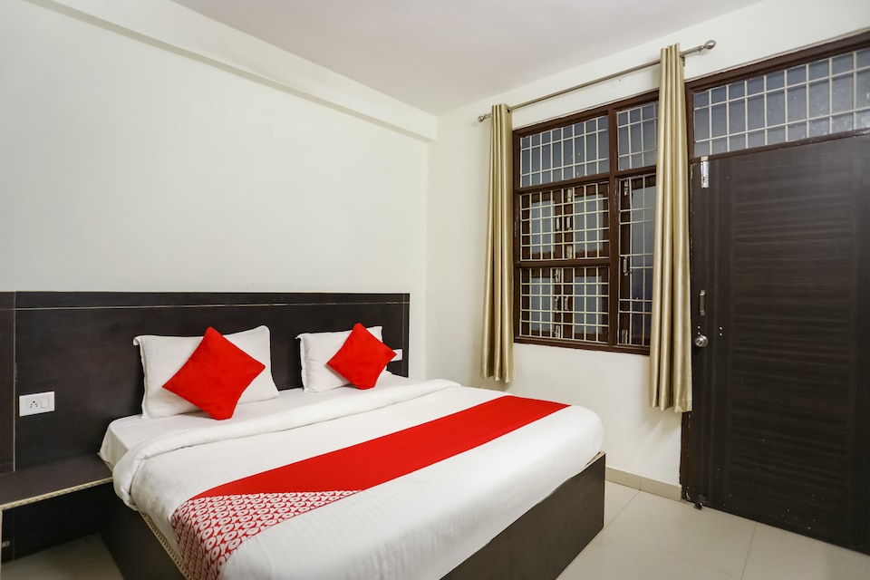  Live as DEL2161, Anand Vihar Delhi, Delhi