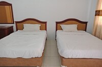 OYO 2777 Sleepover Sei Serayu