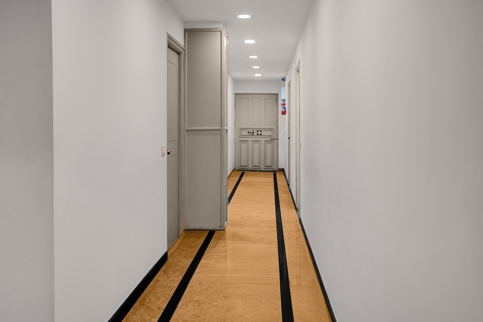 Super Townhouse Richmond MG Road Metro Formerly Richmond Residency, MG Road Bangalore, बैंगलोर