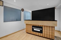 Super Townhouse Richmond MG Road Metro Formerly Richmond Residency