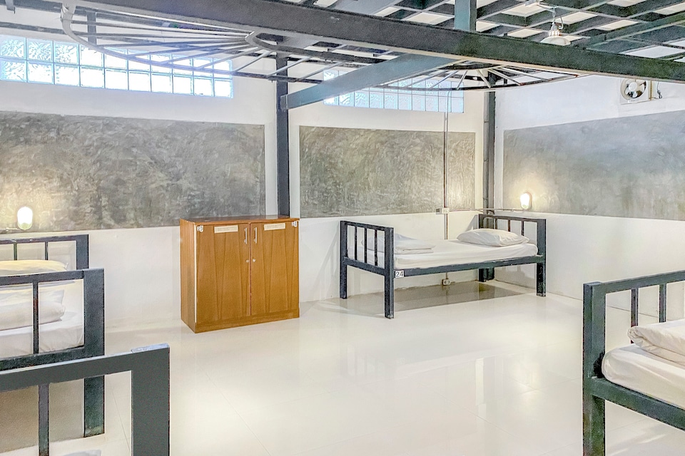 OYO 585 Freedom Hostel @ Phi Phi, Ko Phi Phi P1, Krabi