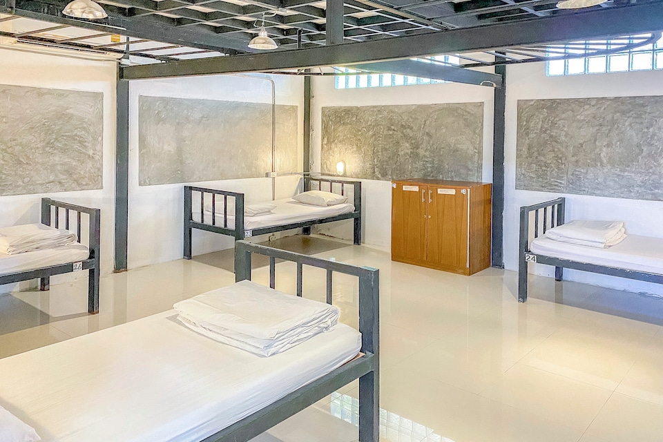 OYO 585 Freedom Hostel @ Phi Phi, Ko Phi Phi P1, Krabi