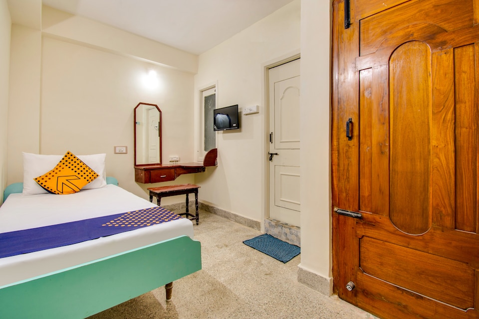 SPOT ON 68907 Star Hotel, Sibsagar, Sibsagar