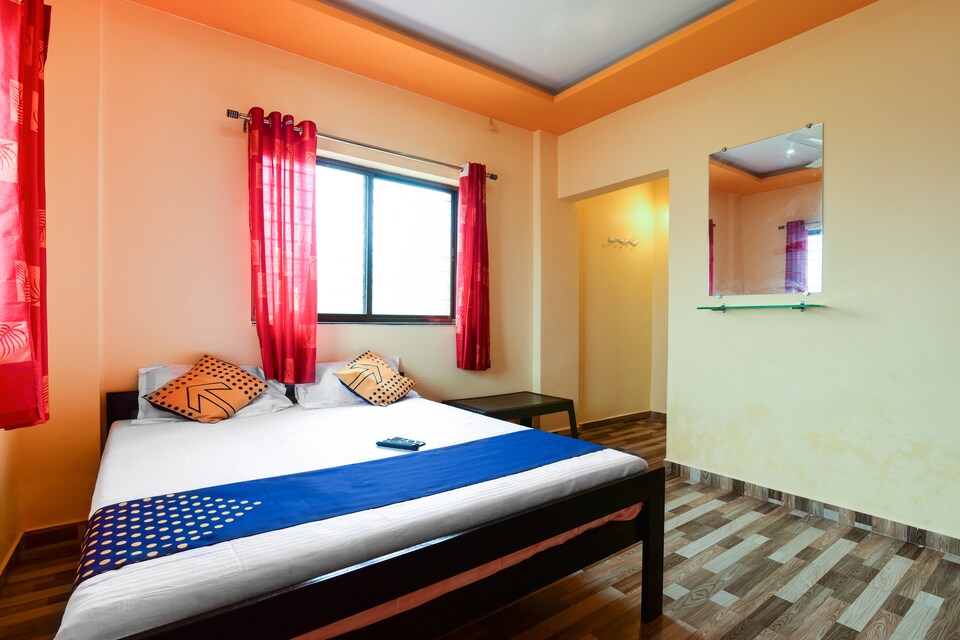 SPOT ON 68916 Swapna Palace, Kolhapur-Ratnagiri Road, Kolhapur