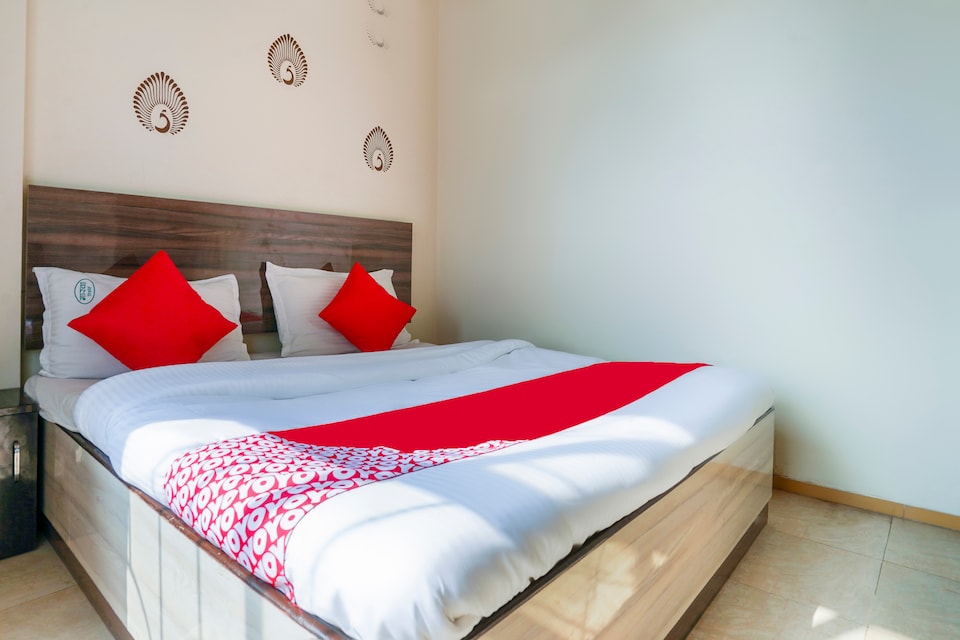 OYO 68931 Hotel Garva , Bavdhan Pune, Pune