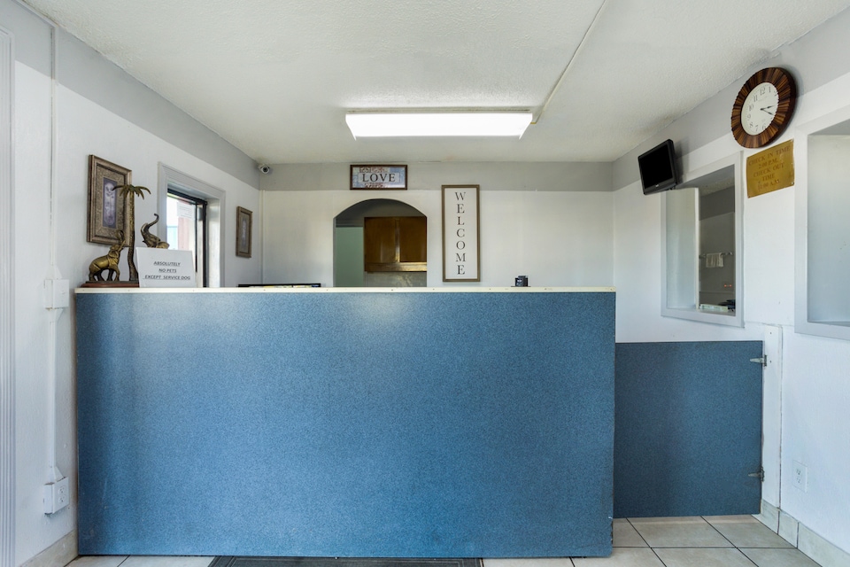 OYO Hotel Pensacola I-10 & Hwy 29, C32505, Pensacola FL