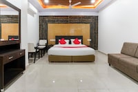 Hotel O Raghavendra Residency