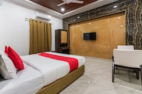 Hotel O Raghavendra Residency