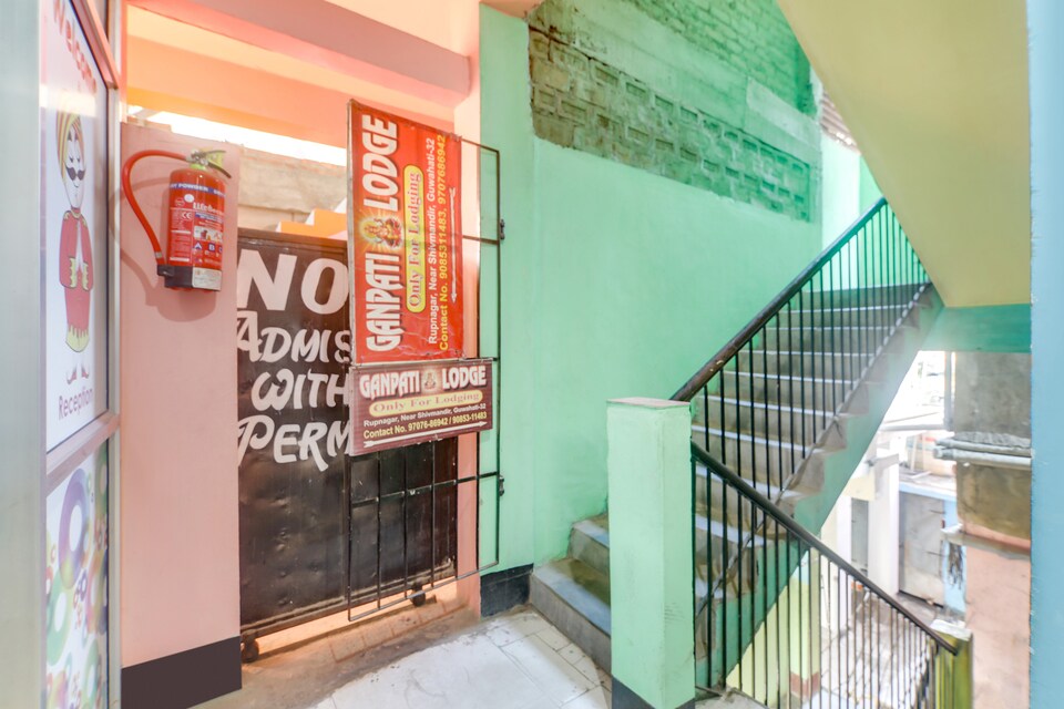 SPOT ON 68946 Ganapati Lodge, Bhangagarh Guwahati, Guwahati