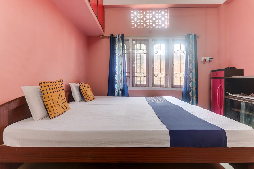 SPOT ON 68946 Ganapati Lodge, Bhangagarh Guwahati, Guwahati