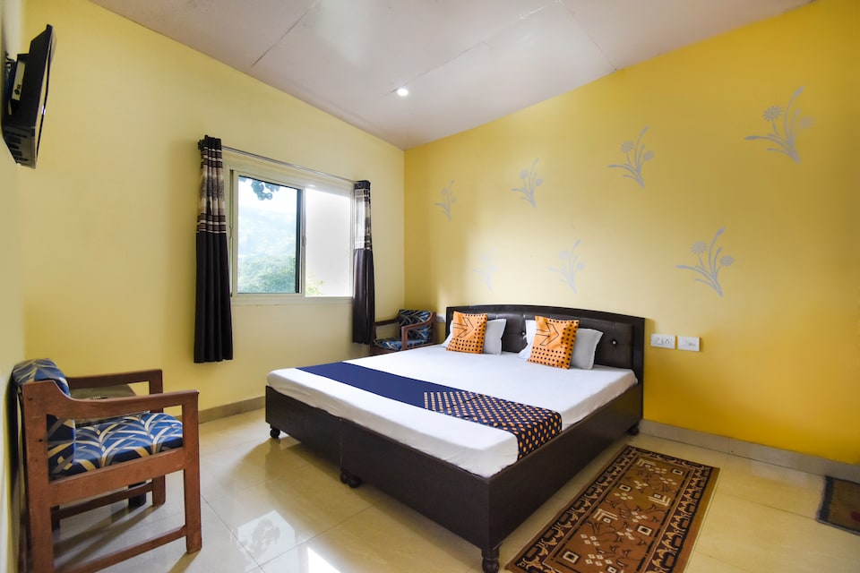 OYO 68951 Hotel Osm Blur, Kempty Fall Mussoorie, Mussoorie