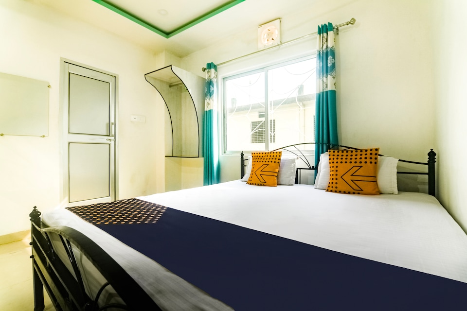 SPOT ON 68953 Hotel Rangmahal, Platan Bazar Guwahati, Guwahati