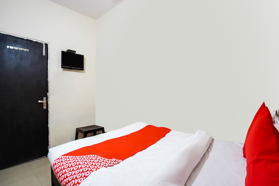 OYO 68972 Aaa Guest House, Faridabad, Faridabad