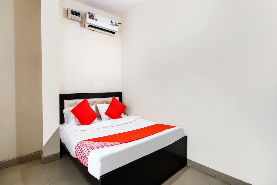 OYO 68972 Aaa Guest House, Faridabad, Faridabad
