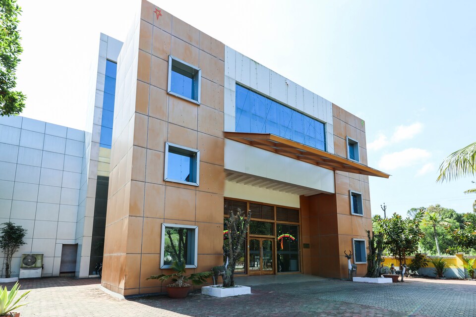 Capital O 68980 Hotel Souparnika, Kollam, Kollam