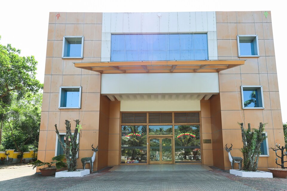 Capital O 68980 Hotel Souparnika, Kollam, Kollam