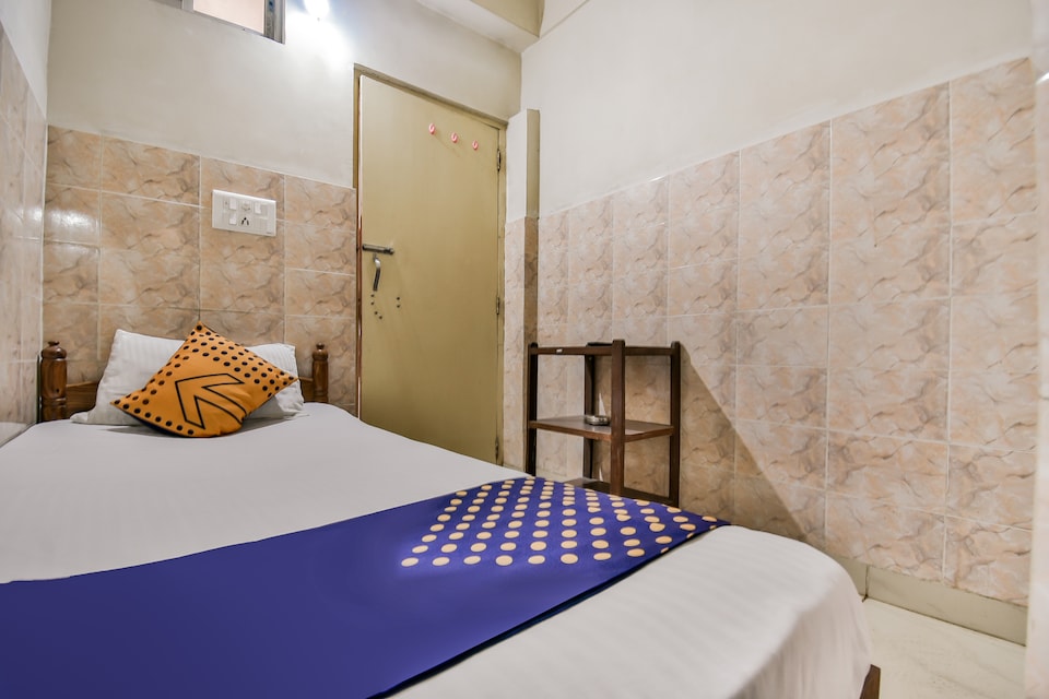 SPOT ON 68984 R M Lodge, Six Mile Guwahati, Guwahati