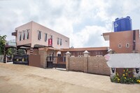 OYO Flagship 2799 Berastagi Backpacker Rooms