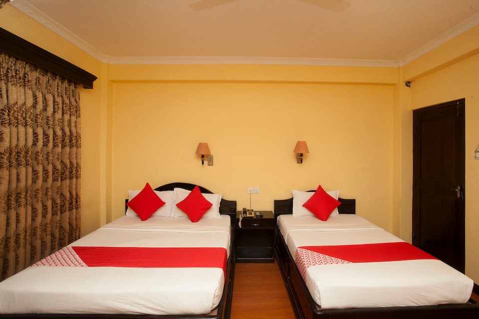 OYO 751 Hotel Bougainvillea, Pokhara, Pokhara