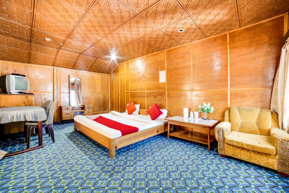 OYO 69017 Hotel Mount View , Tawang, Tawang