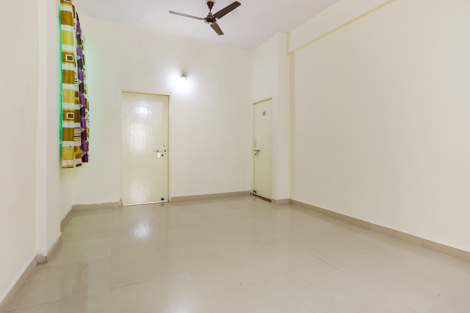 OYO 69021 NP Danish, MP Nagar Bhopal, Bhopal