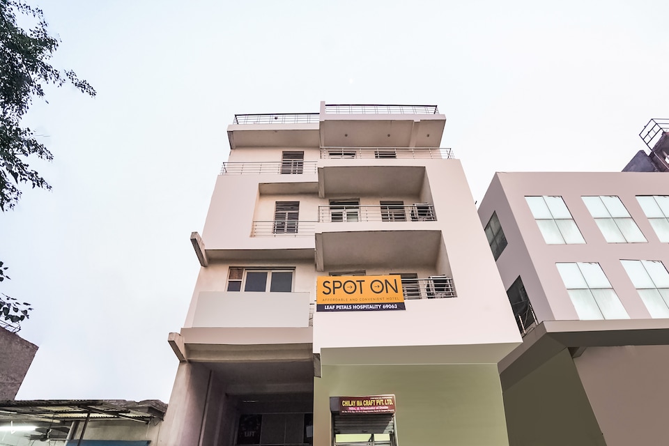 SPOT ON 69063 Leaf Petals Hospitality, Old Gurgaon, Gurgaon