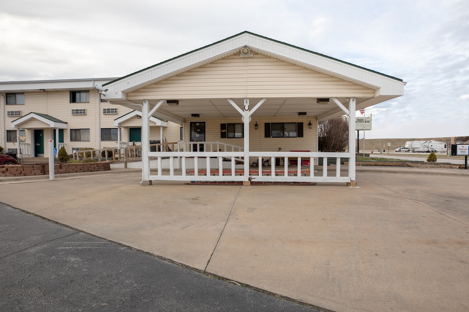 OYO Hotel Ozark MO Hwy 65, C65608, Ozark MO