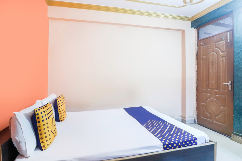 SPOT ON 69070 Hotel A.s Royal, Siwan, Siwan