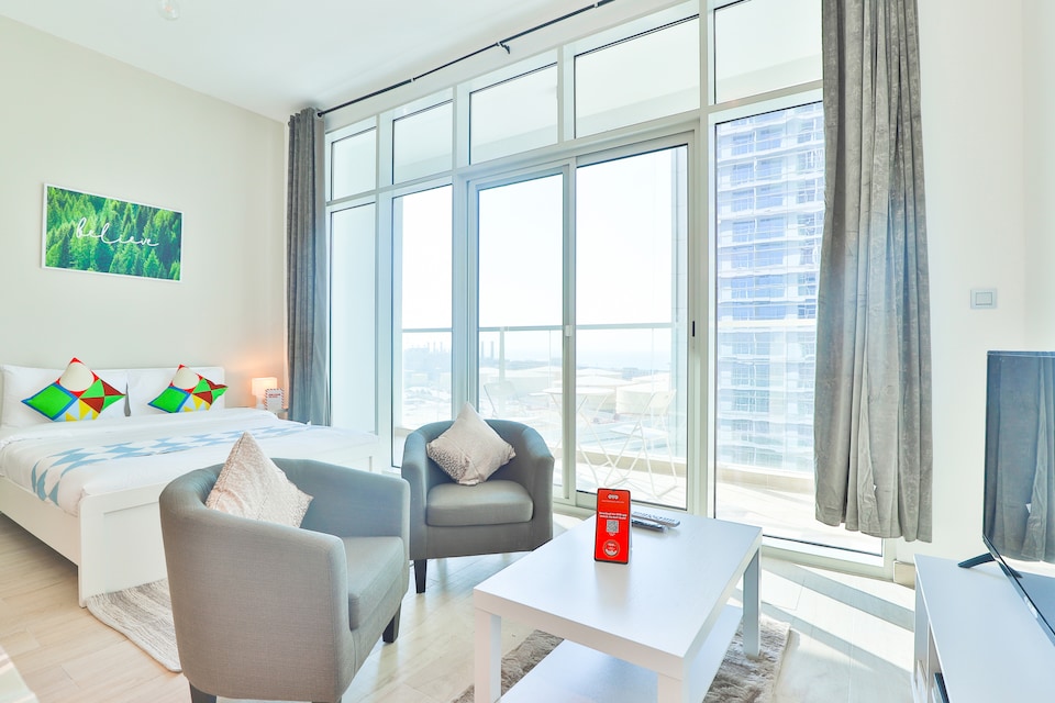 OYO 437 Home Studio One Tower Marina, Dubai Marina, دبي