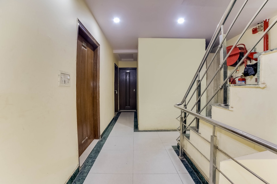 OYO 69077 Sagar palace, Paharganj Delhi, Delhi