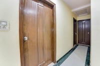 OYO 69077 Sagar palace