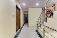 OYO 69077 Sagar palace