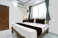 Hotel O Rana Residency Near Western Express Highway Metro Station