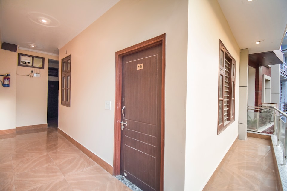 Collection O Hotel Sushila Residency, Tapowan Rishikesh, Rishikesh