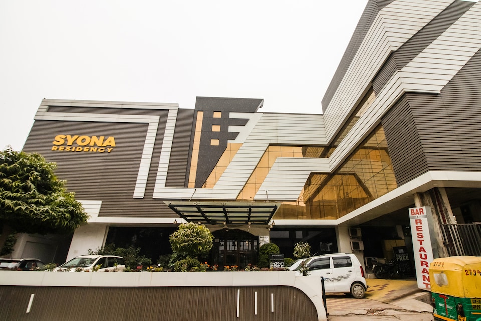 Capital O Hotel Syona Residency 2 Near Sudarshan Cinema, Charbagh Lucknow, Lucknow