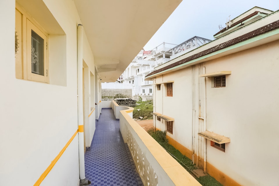 OYO 69158 Snow Castle, Charing Cross Ooty, Ooty