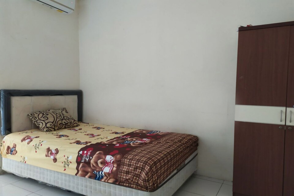 OYO Life 2834 Kost Milan Venesia, Semarang Selatan, Semarang