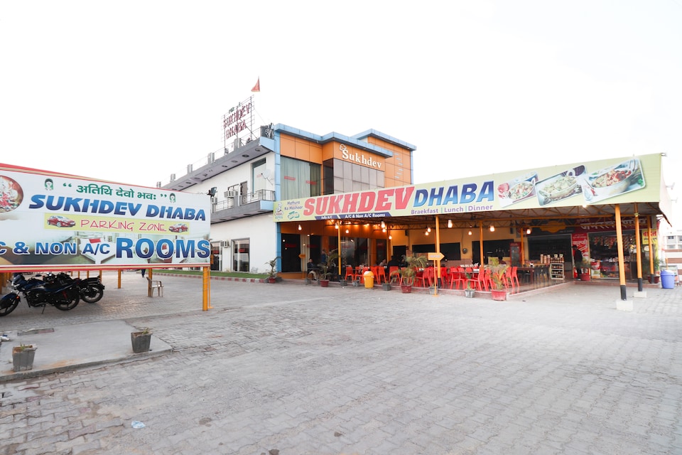 OYO 69177 Sukhdev Dhaba & Motel, NH2 Highway Mathura, Mathura