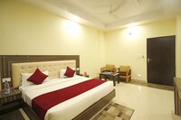 OYO Hotel Trihari