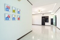 OYO Living 2843 Raz House Syariah