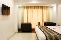 OYO Hotel New Bharat