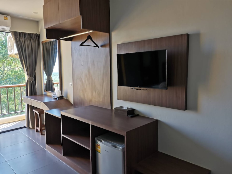 Yamin Seaview Hotel, Outter Phuket P3, Phuket