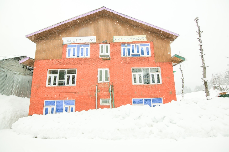 OYO 69245 Pine View Resort, Pahalgam, Pahalgam